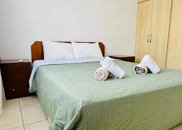 Emerald Sea View Apartamento Pafos