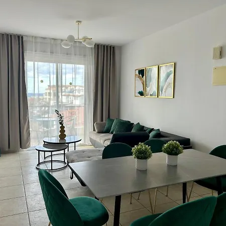 Emerald Sea View Πάφος