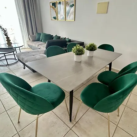 Apartament Emerald Sea View *